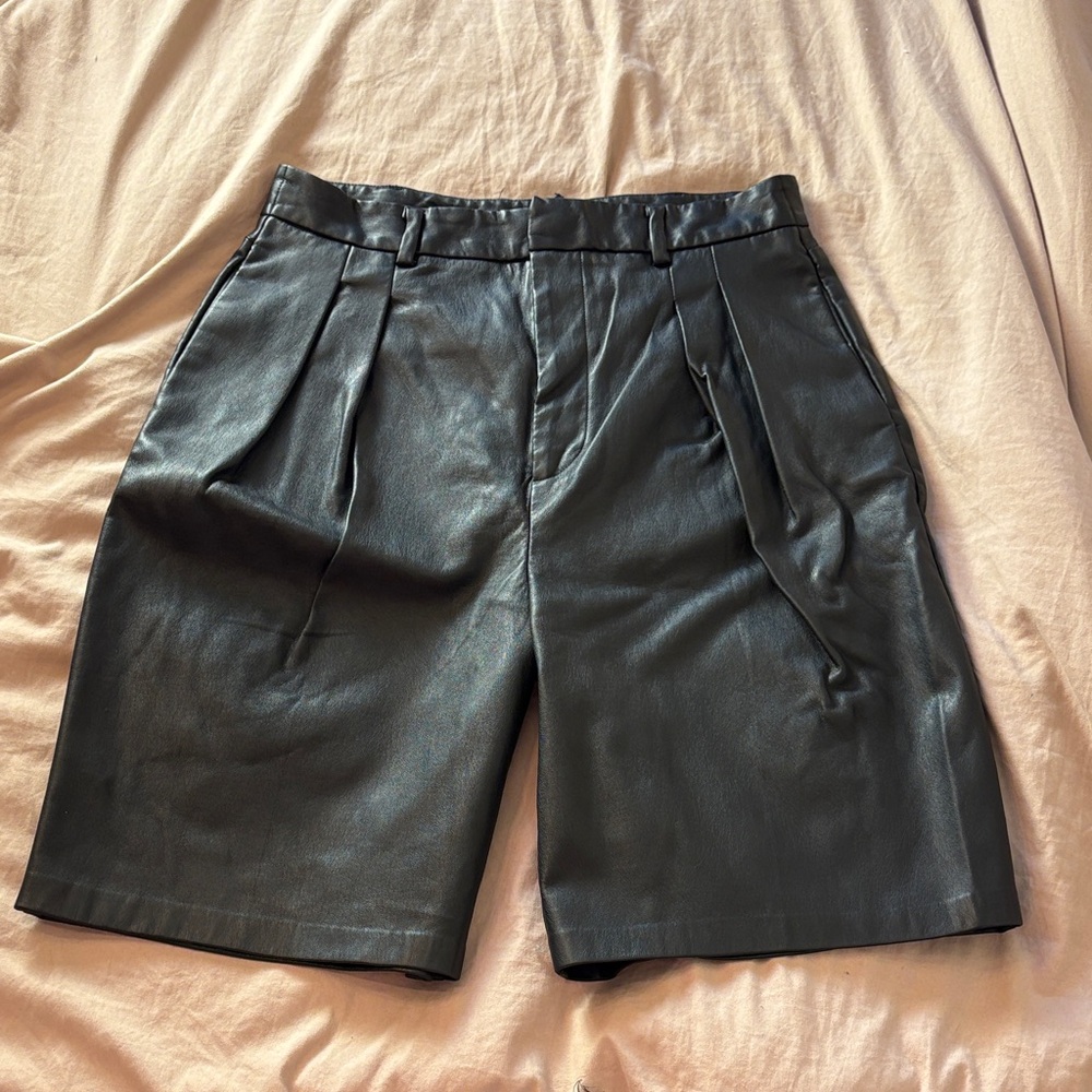 Manière De Voir Faux Leather Black Tailored Bermuda Shorts High Waisted